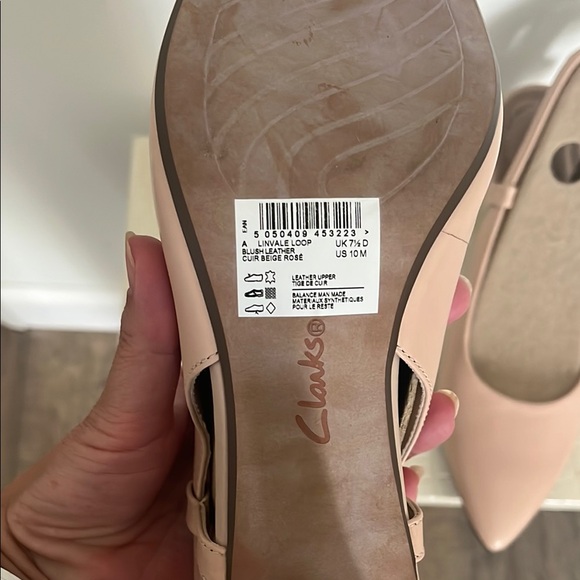 Clarks Women's Nude Slingback Flats ultimate comfort collection size 10 Classic - Picture 3 of 4